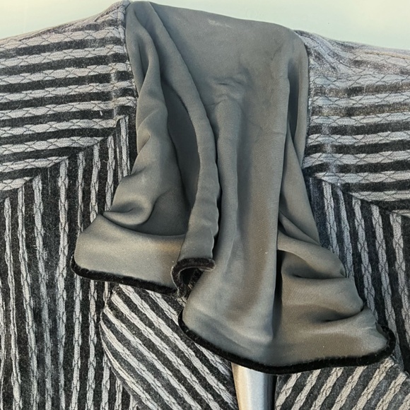 Dimitri Couture Blazer - Black velvet striped 8 vintage - Excellent condition! - Picture 8 of 15